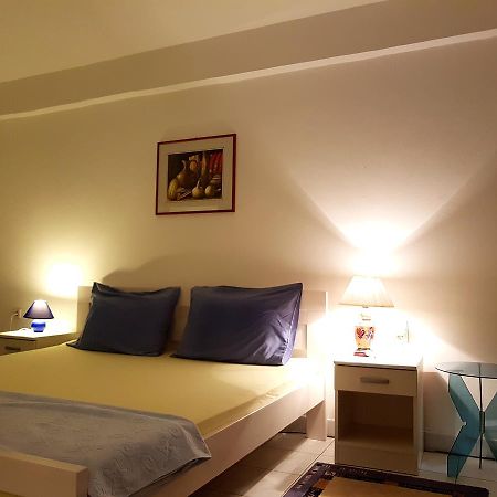 The White Apartment Ohrid Bagian luar foto