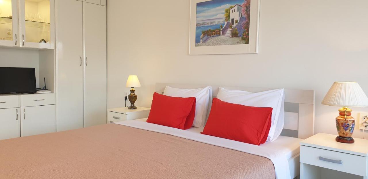 The White Apartment Ohrid Bagian luar foto