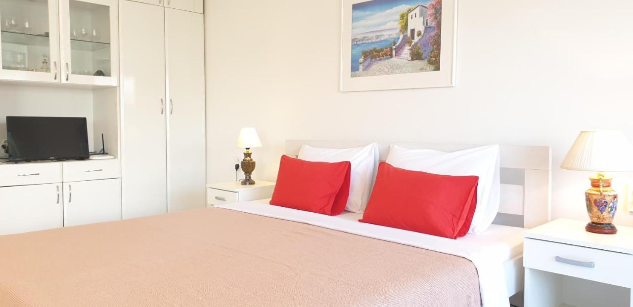 The White Apartment Ohrid Bagian luar foto