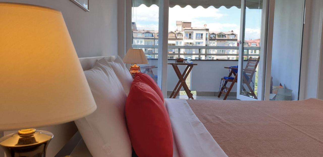 The White Apartment Ohrid Bagian luar foto