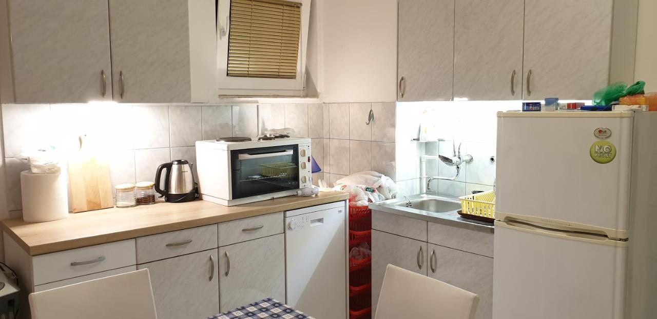 The White Apartment Ohrid Bagian luar foto