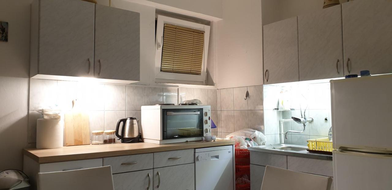 The White Apartment Ohrid Bagian luar foto