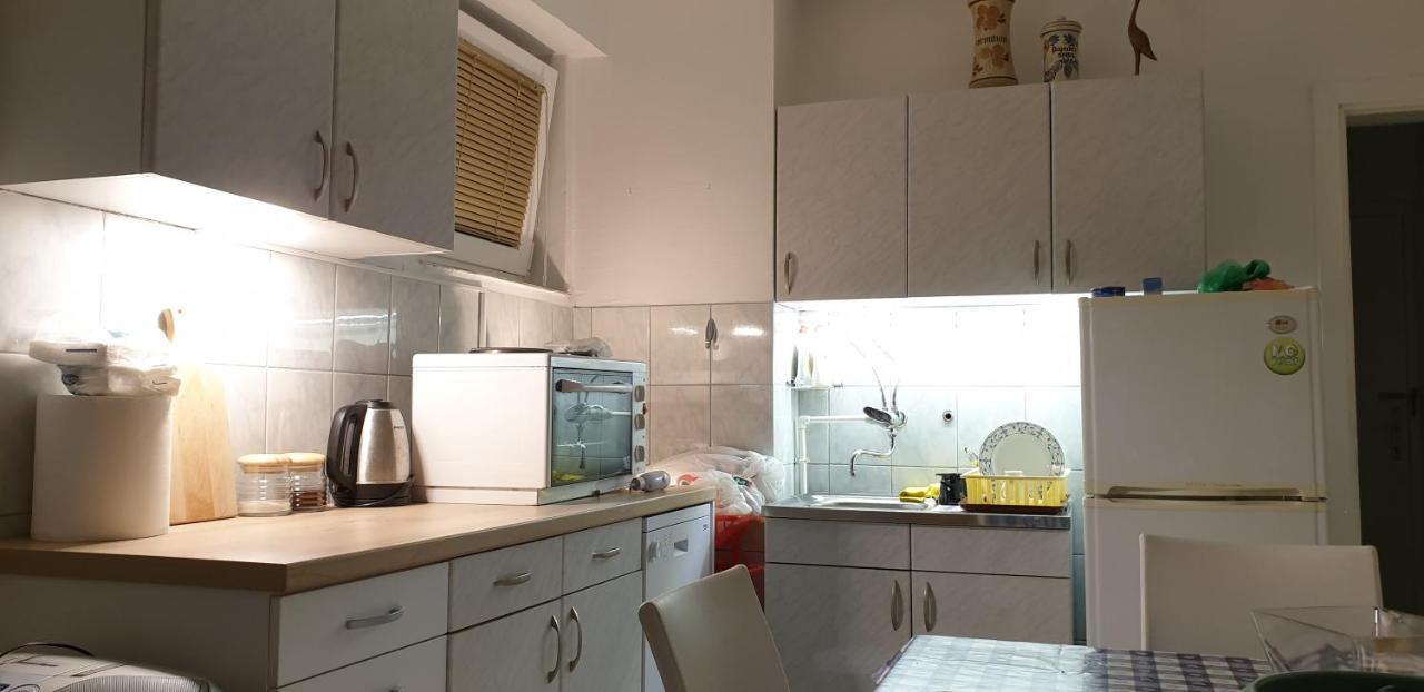 The White Apartment Ohrid Bagian luar foto